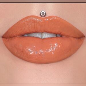 Jeffrey star Supreme Gloss shade Nude Garden 💋👄💄